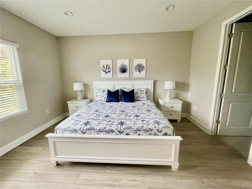 Apartment for rent at 12432 Palatka Dr, Venice, FL 34293