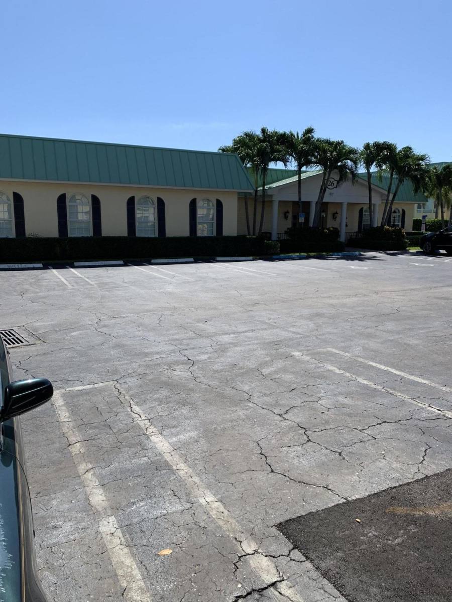 Apartment for rent at 19 Colonial Club Dr #202, Boynton Beach, FL 33435