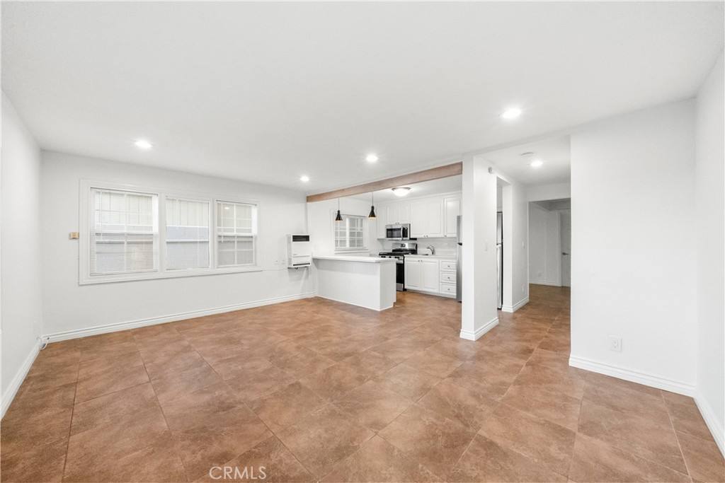 Apartment for rent at 274 Cliff Dr #274-3, Laguna Beach, CA 92651