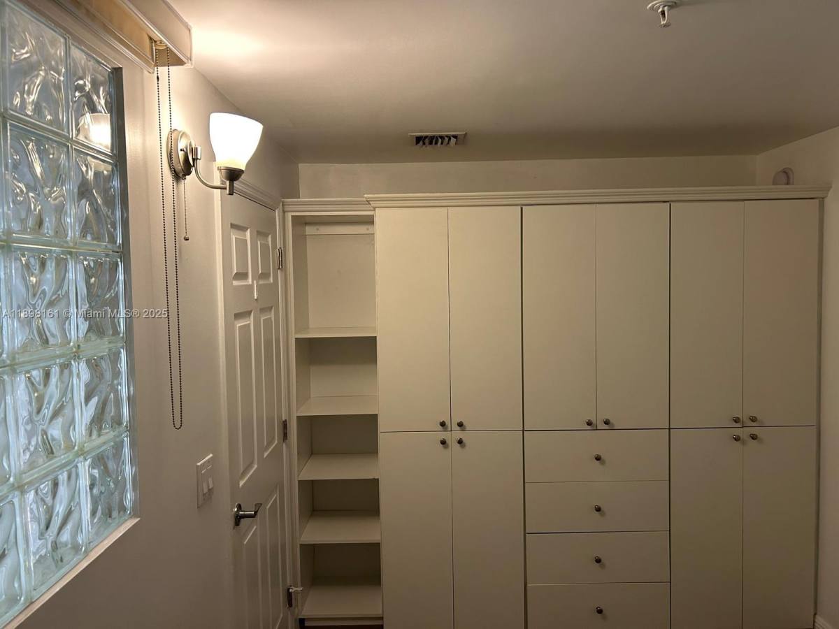 Townhouse for rent at 888 Douglas Rd #116, Miami, FL 33134