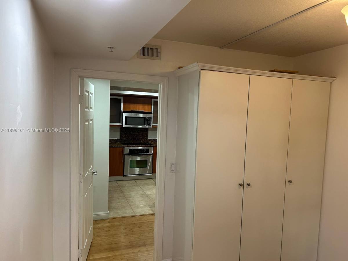 Townhouse for rent at 888 Douglas Rd #116, Miami, FL 33134