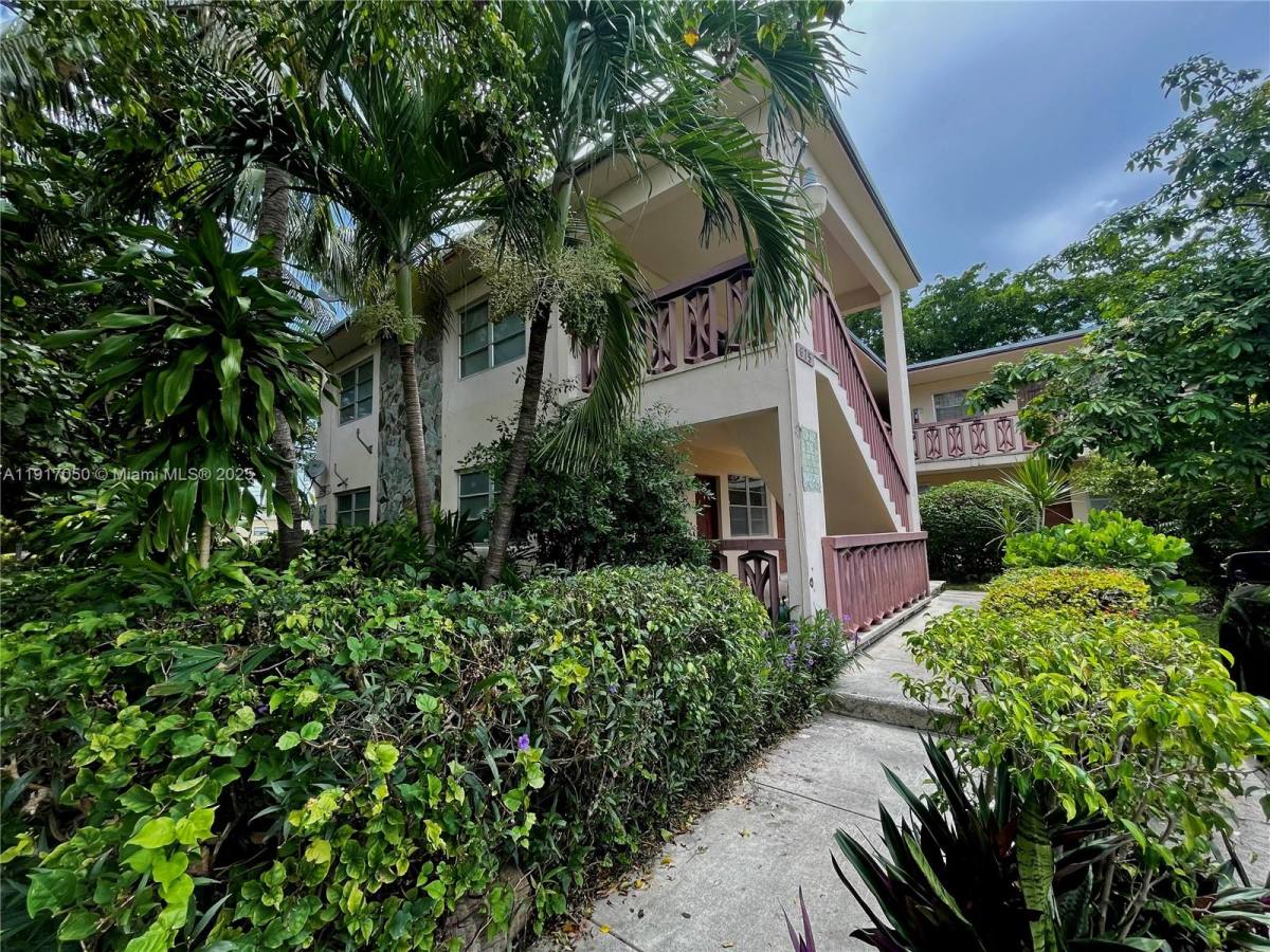 Apartment for rent at 675 SW 7th Ave #12, Miami, FL 33130