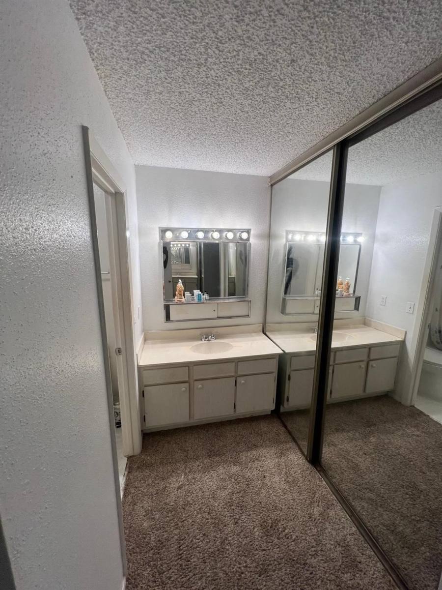 Townhouse for rent at 6843 Greenway Chase St, Houston, TX 77072