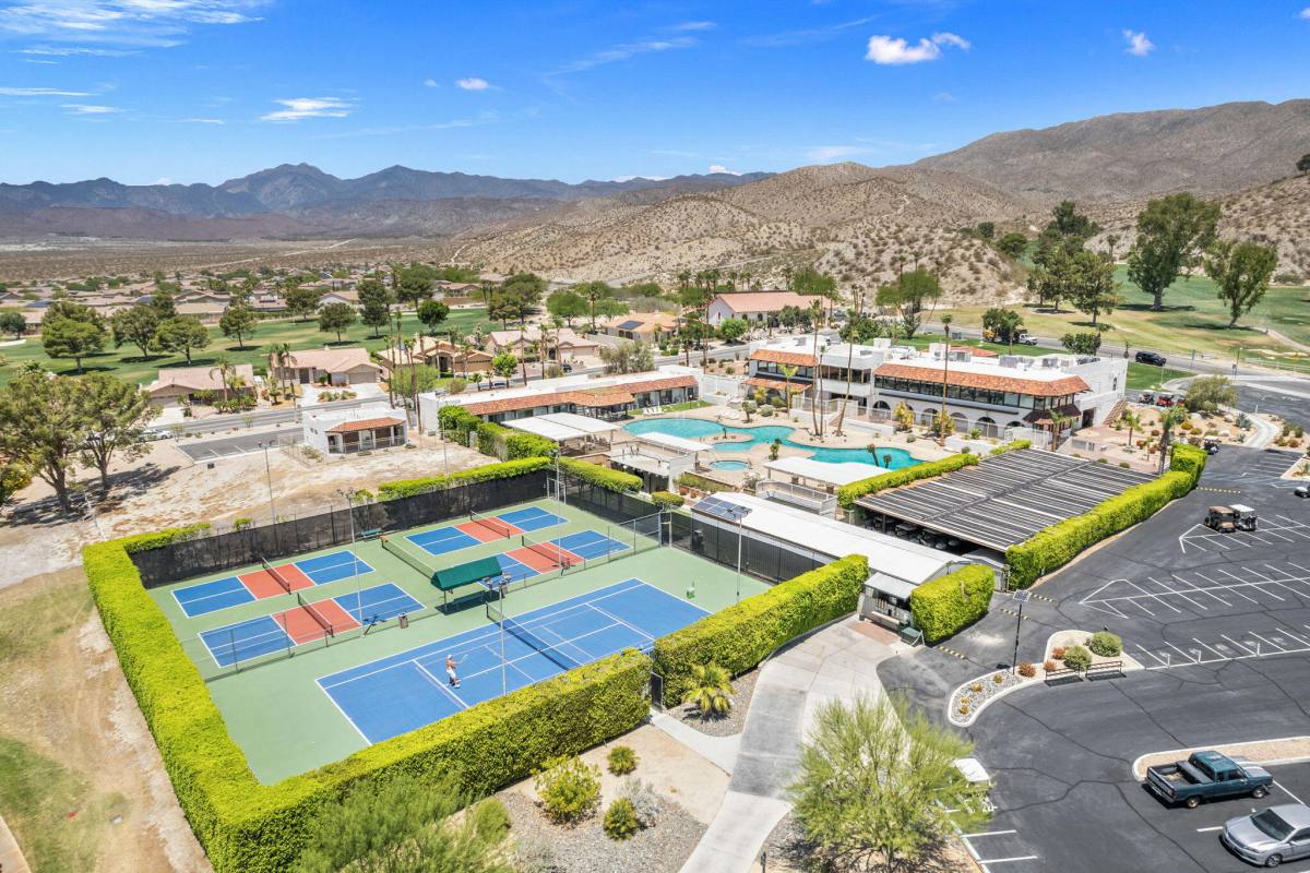 Apartment for rent at 9735 Hoylake Rd, Desert Hot Springs, CA 92240
