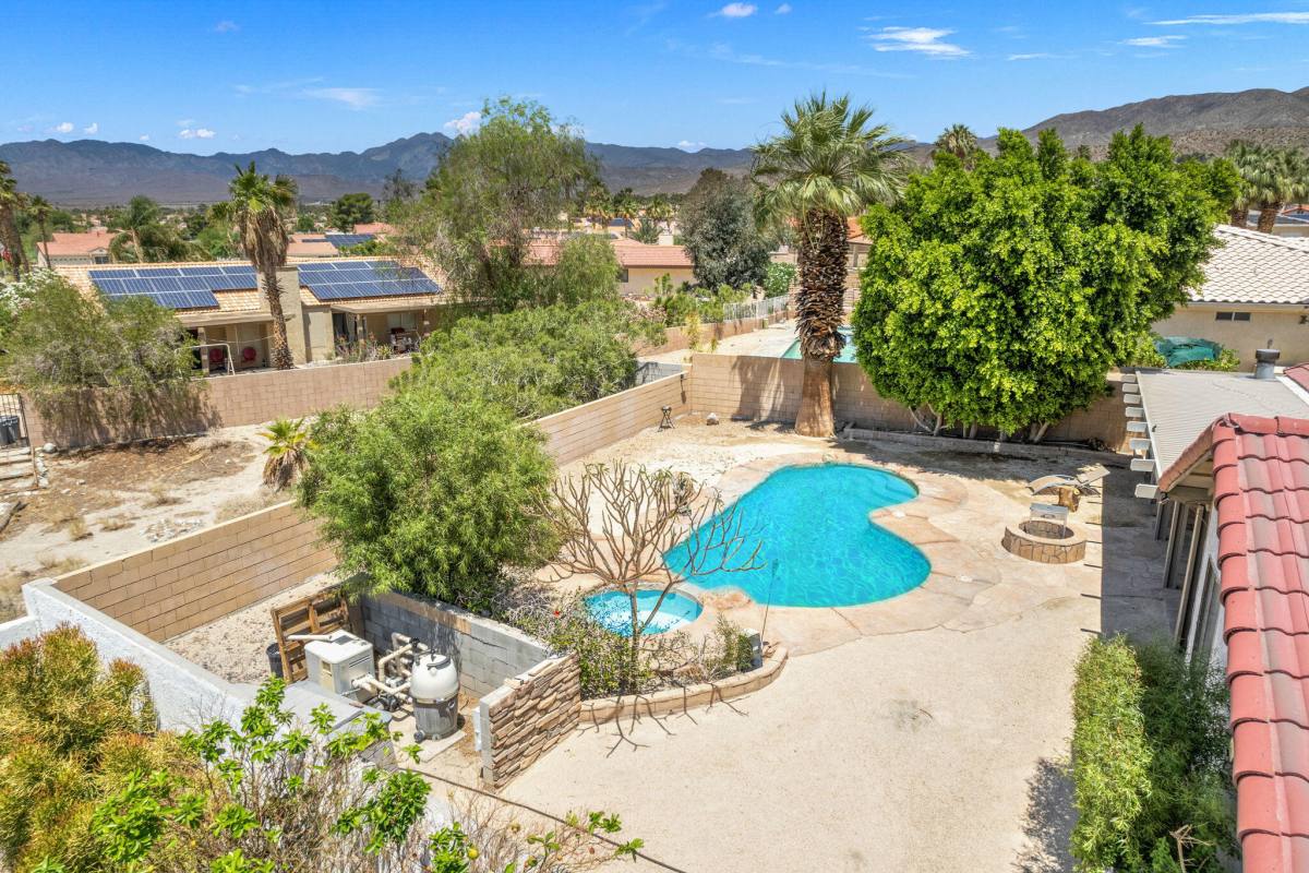 Apartment for rent at 9735 Hoylake Rd, Desert Hot Springs, CA 92240