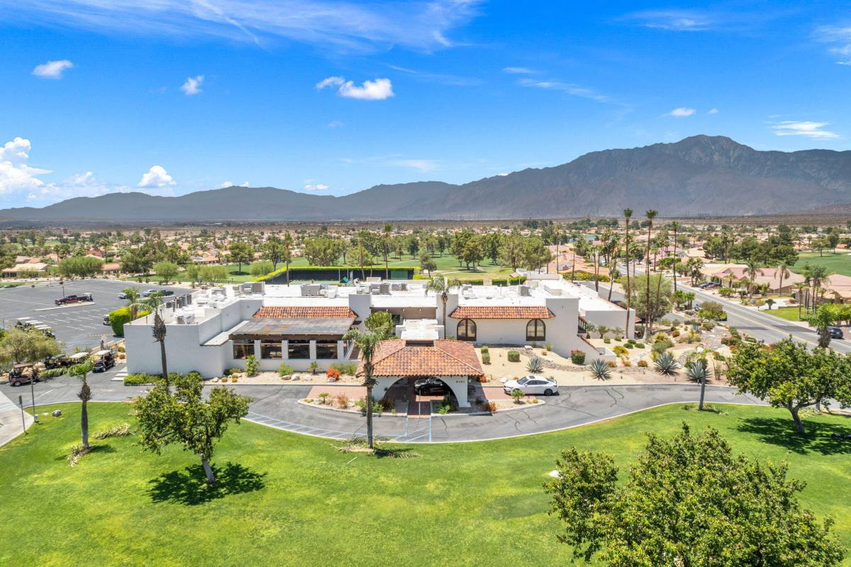 Apartment for rent at 9735 Hoylake Rd, Desert Hot Springs, CA 92240