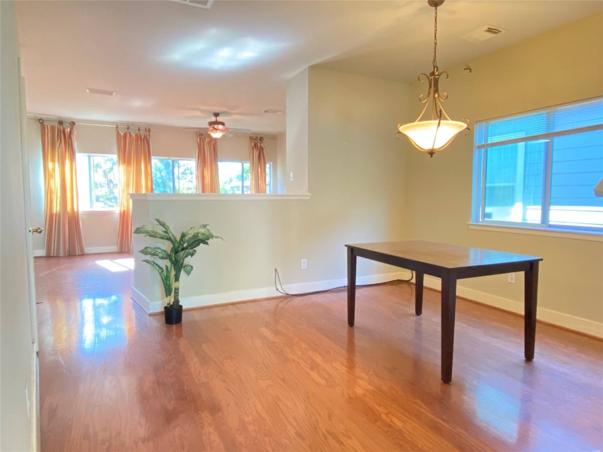 Apartment for rent at 5843 Sonoma Ridge, Missouri City, TX 77459