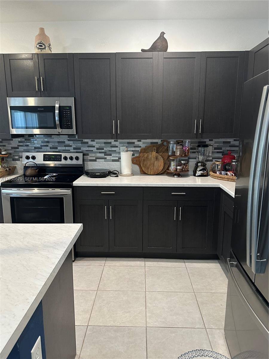 Townhouse for rent at 2615 SE 12th St, Homestead, FL 33035
