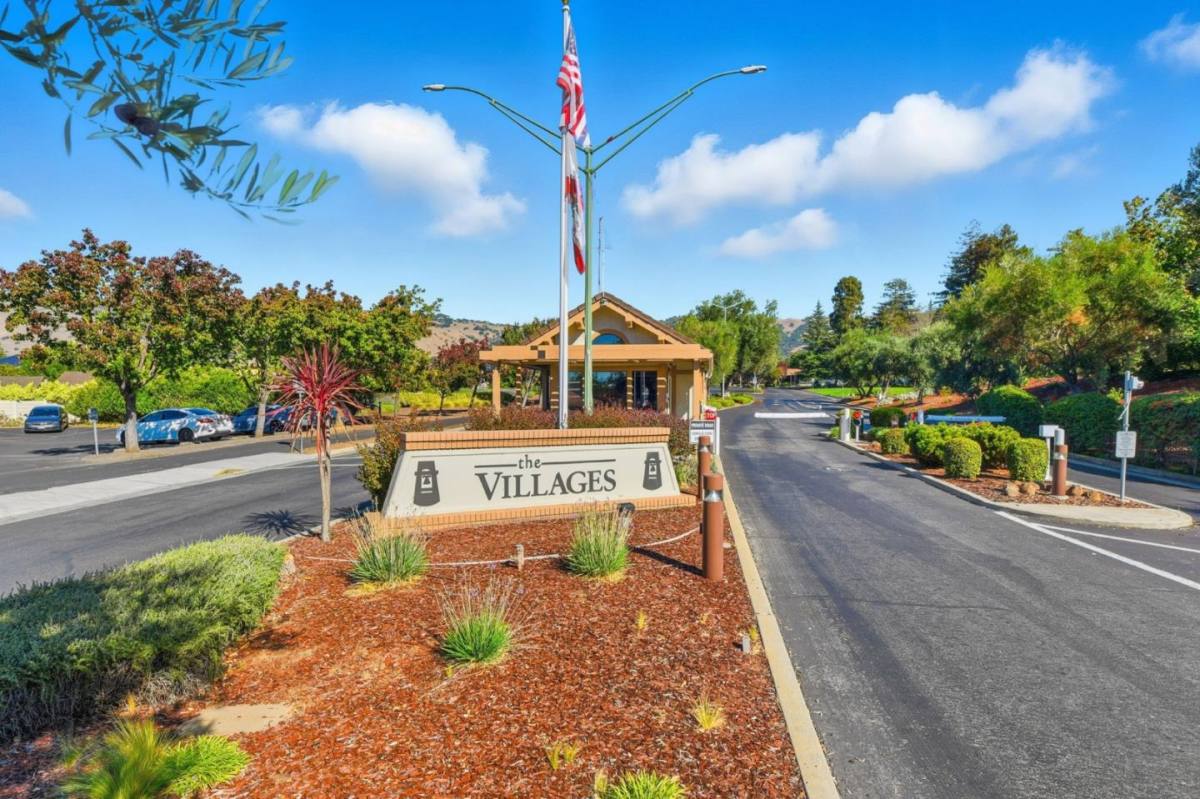 Condo for rent at 5302 Cribari Heights, San Jose, CA 95135
