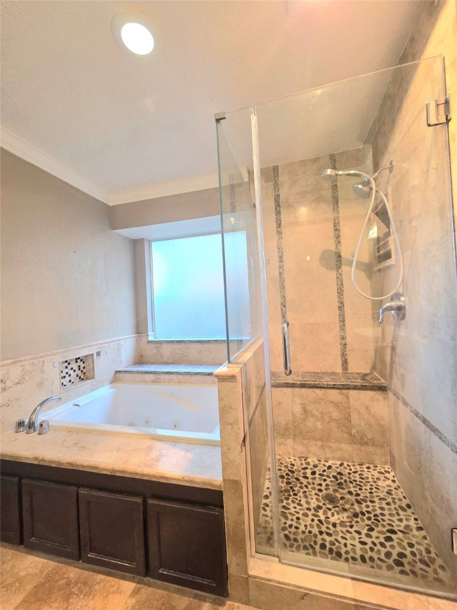 Apartment for rent at 107 High Meadows Dr #107, Sugar Land, TX 77479