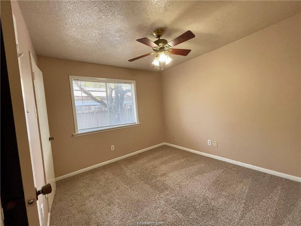 Apartment for rent at 3105 Bluestem Dr, College Station, TX 77845