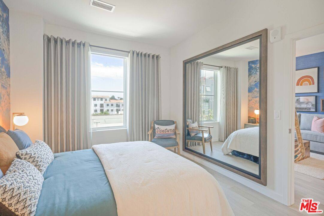 Apartment for rent at 160 S Ventura Ave #160401, Ventura, CA 93001