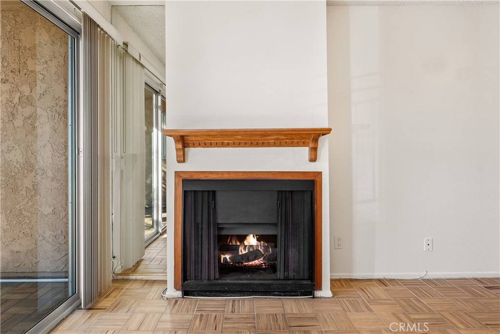 Apartment for rent at 600 Monterey Blvd #600-5, Hermosa Beach, CA 90254