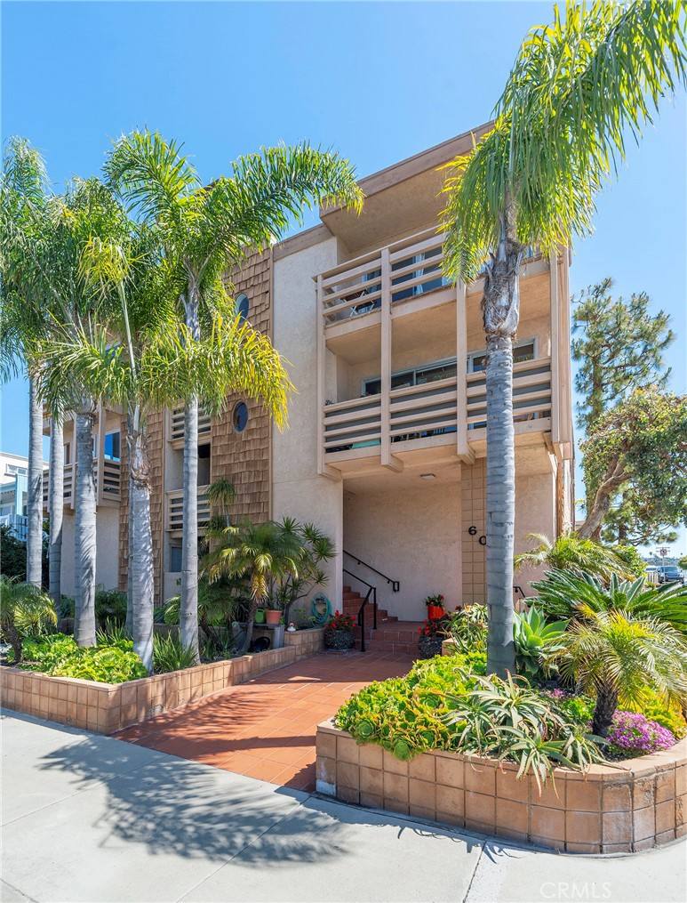 Apartment for rent at 600 Monterey Blvd #600-5, Hermosa Beach, CA 90254