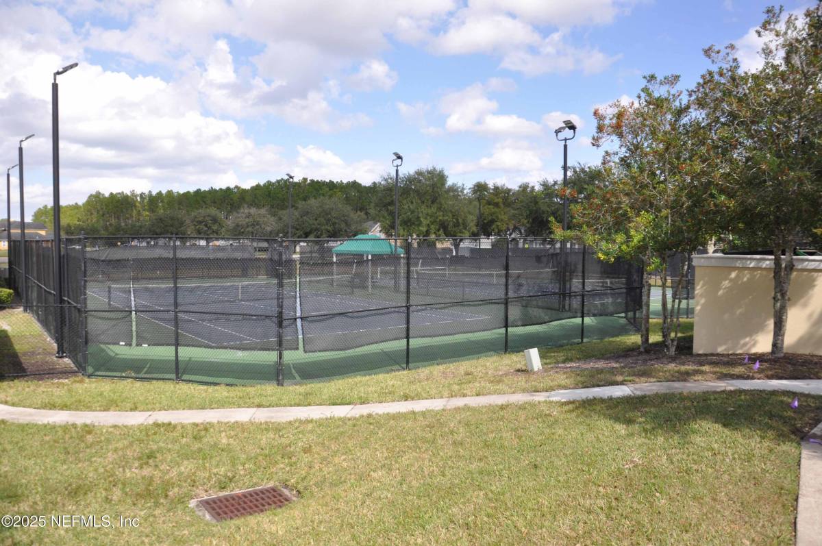 Apartment for rent at 14561 Starbuck Springs Way, Jacksonville, FL 32258