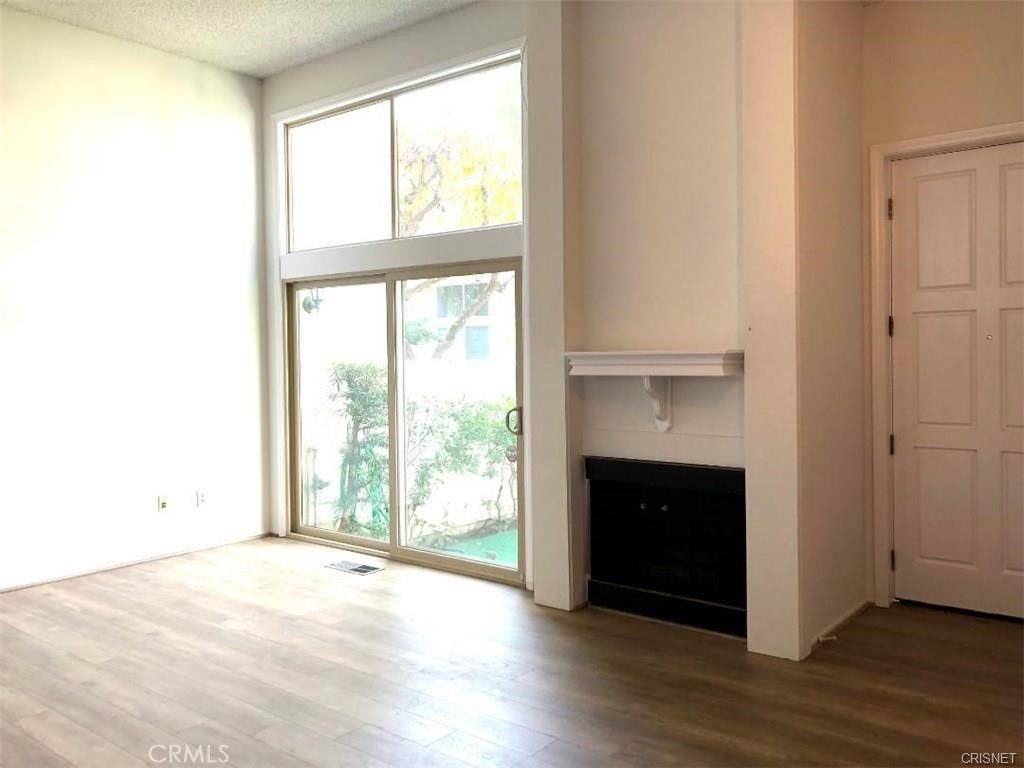 Apartment for rent at 22219 1 2 Erwin St, Woodland Hills, CA 91367