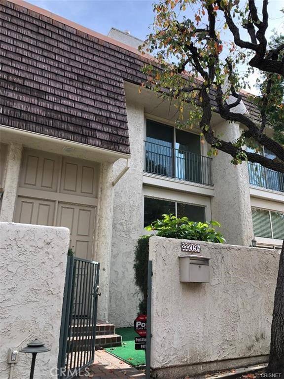 Apartment for rent at 22219 1 2 Erwin St, Woodland Hills, CA 91367