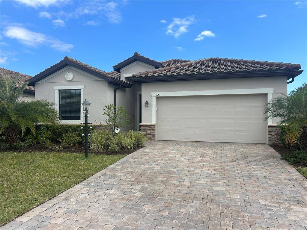 Apartment for rent at 6511 Clairborne Lane, Bradenton, FL 34211
