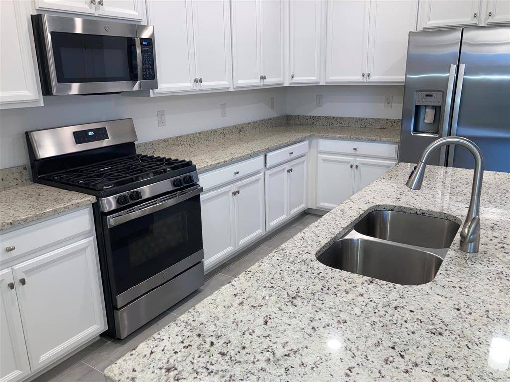 Apartment for rent at 6511 Clairborne Lane, Bradenton, FL 34211