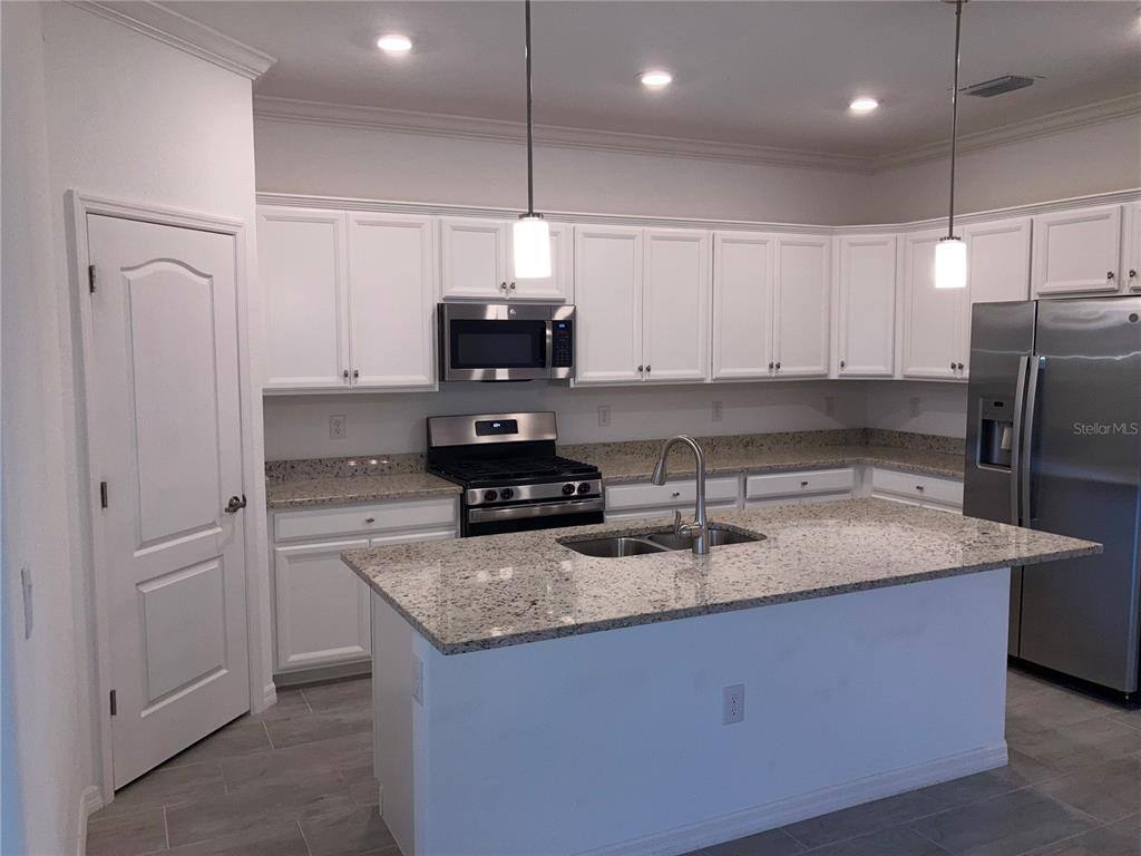 Apartment for rent at 6511 Clairborne Lane, Bradenton, FL 34211
