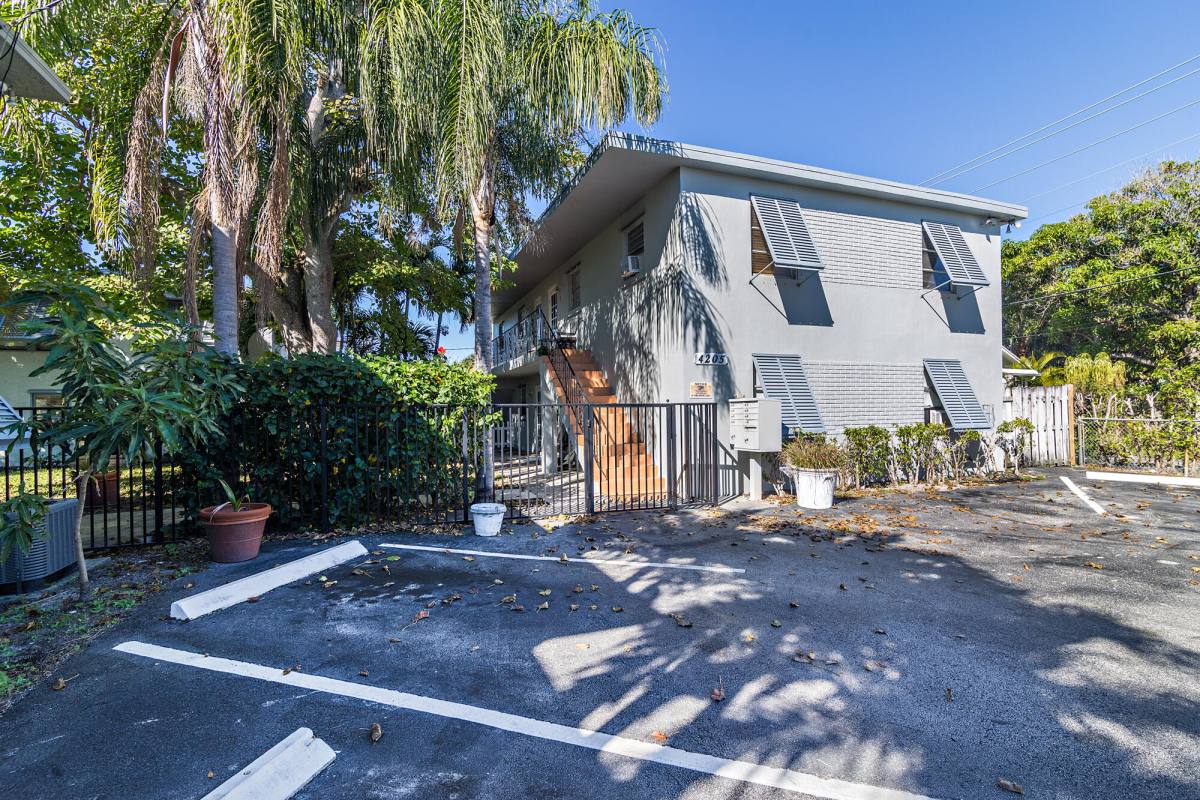 Apartment for rent at 4205 N Flagler Dr #2, West Palm Beach, FL 33407