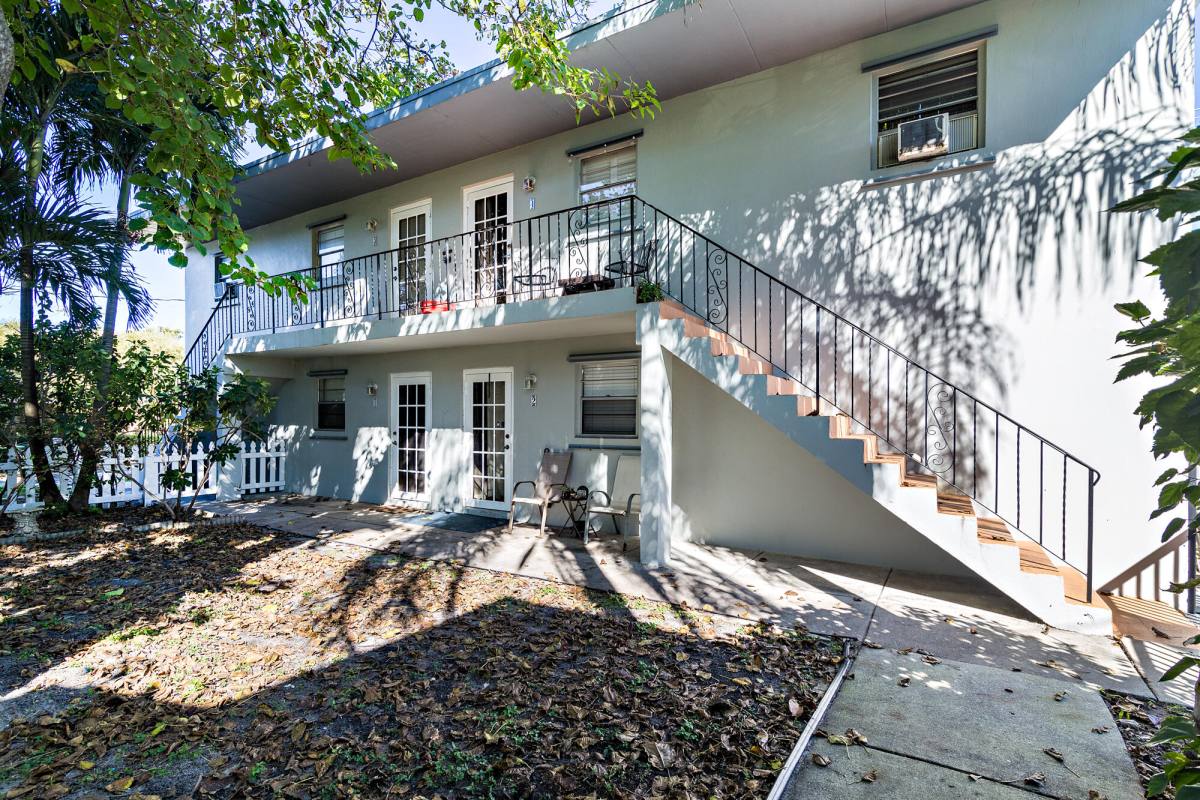 Apartment for rent at 4205 N Flagler Dr #2, West Palm Beach, FL 33407