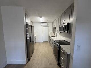 Apartment for rent at 4205 N Flagler Dr #2, West Palm Beach, FL 33407