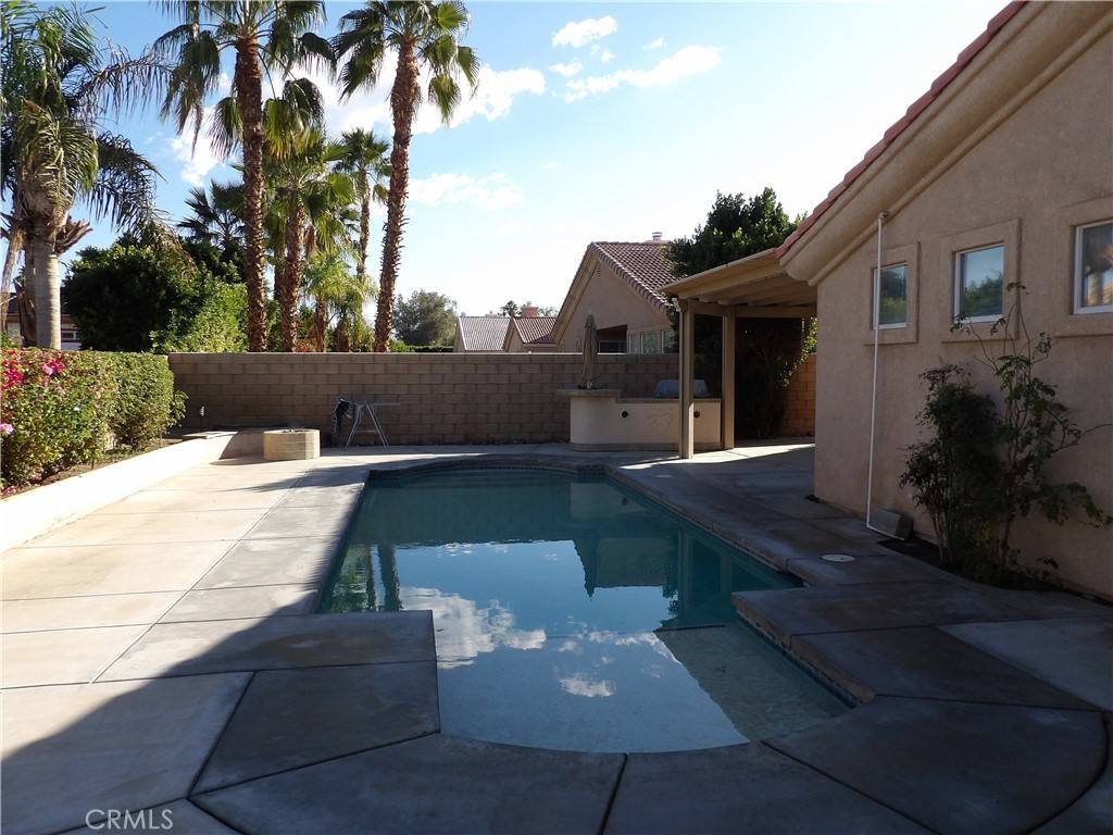 Apartment for rent at 78306 Calico Glen Dr, Indio, CA 92203