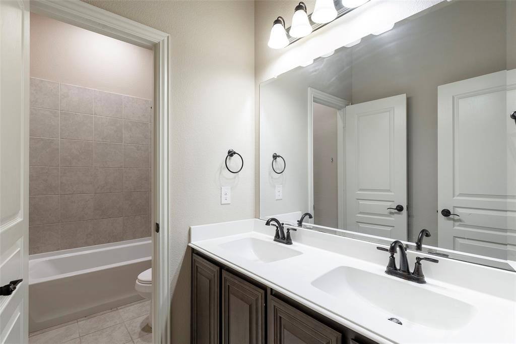 Apartment for rent at 817 Edinburgh Dr #817, Anna, TX 75409