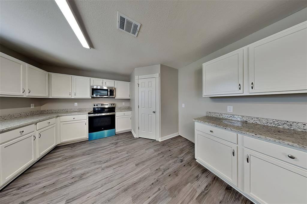 Apartment for rent at 2524 Red Oak Dr, Little Elm, TX 75068