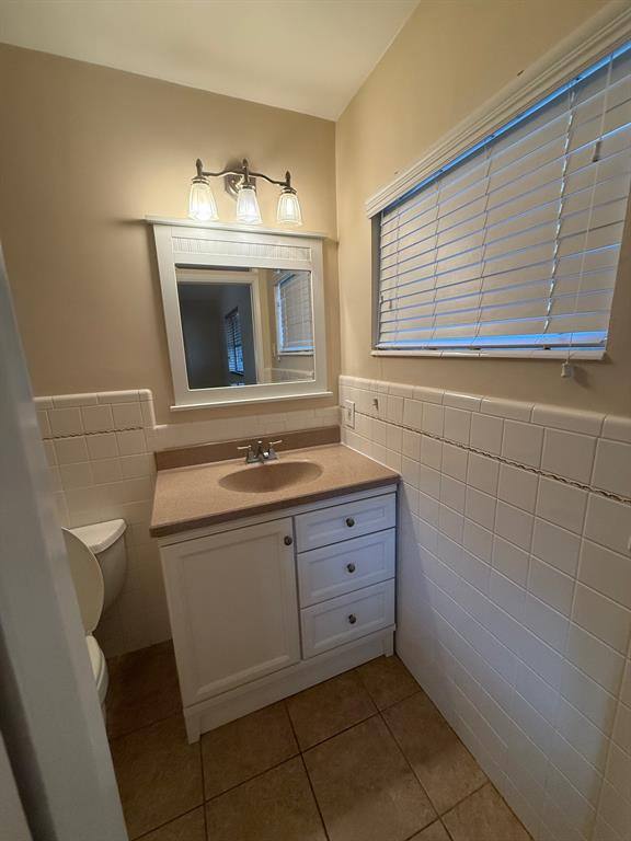 Apartment for rent at 1424 SE 12th Ave, Deerfield Beach, FL 33441