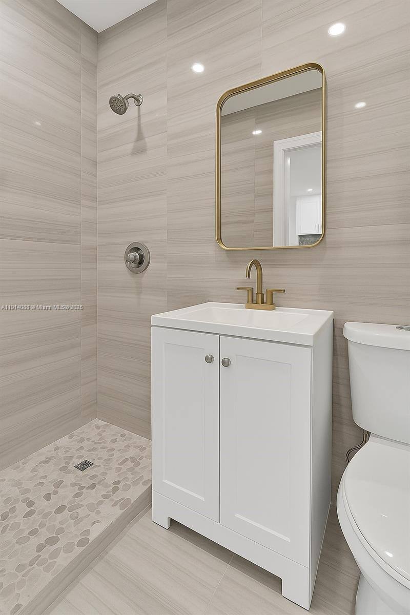 Apartment for rent at 5807 SW 25th St #7, Hollywood, FL 33023