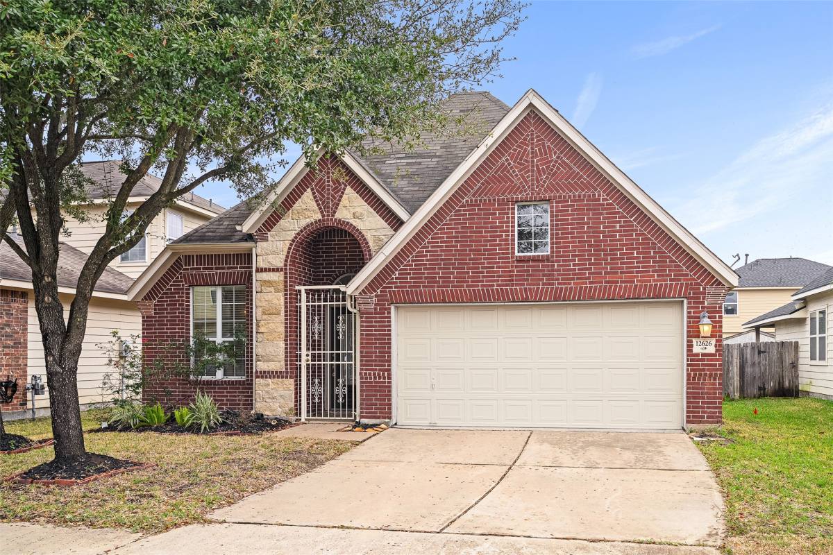 Apartment for rent at 12626 Atwood Grove Lane, Houston, TX 77086