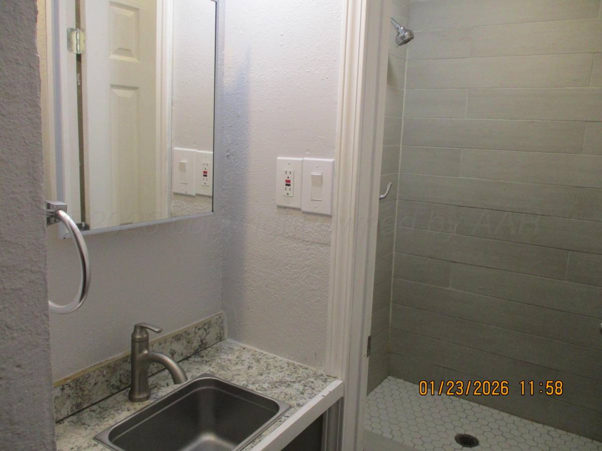 Apartment for rent at 1501 Clover Dr, Amarillo, TX 79102