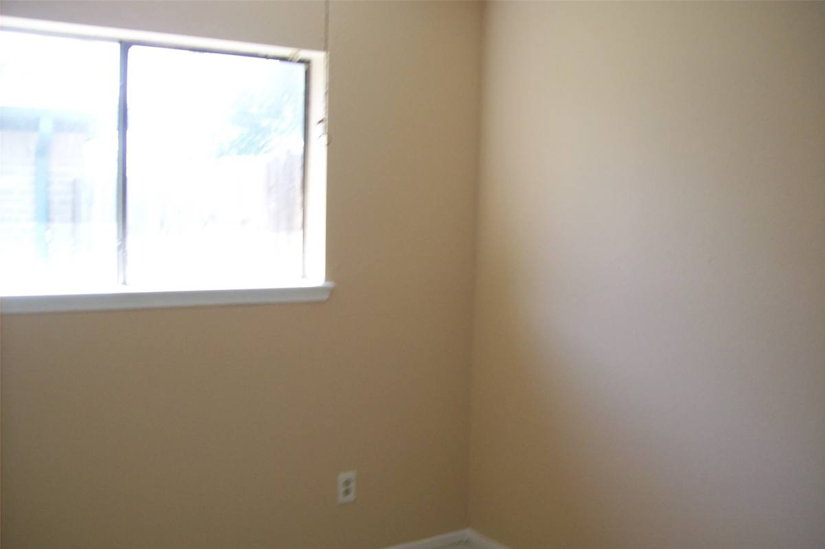 Apartment for rent at 10526 Crescent Moon Dr, Houston, TX 77064
