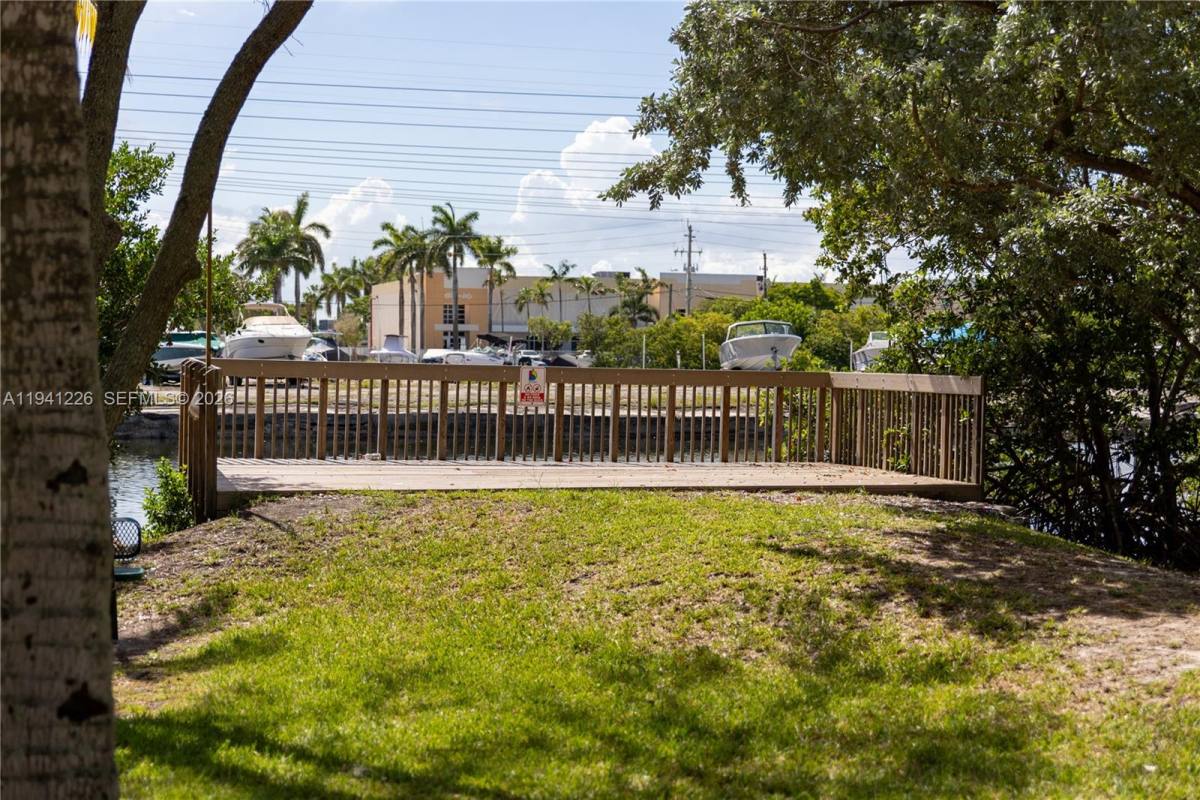 Apartment for rent at 250 NW 14th Way #250, Dania, FL 33004