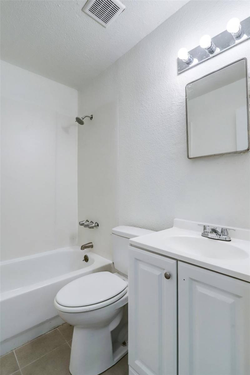 Apartment for rent at 3823 Lydia St #4, Houston, TX 77021
