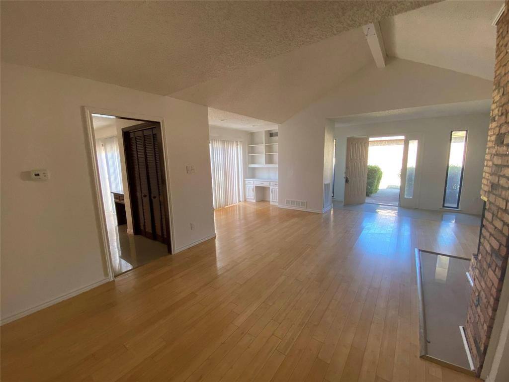 Apartment for rent at 1109 Wimbledon Lane, Plano, TX 75075