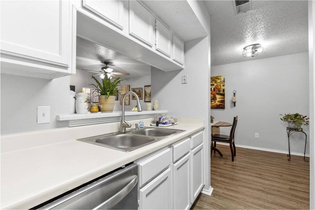 Condo for rent at 3201 Donnelly Circle #309, Fort Worth, TX 76107