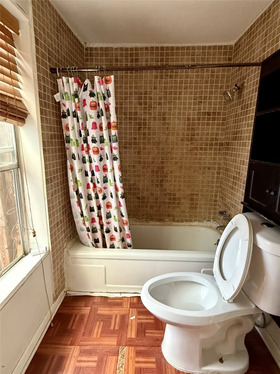Apartment for rent at 1526 Yale St #2, Houston, TX 77008