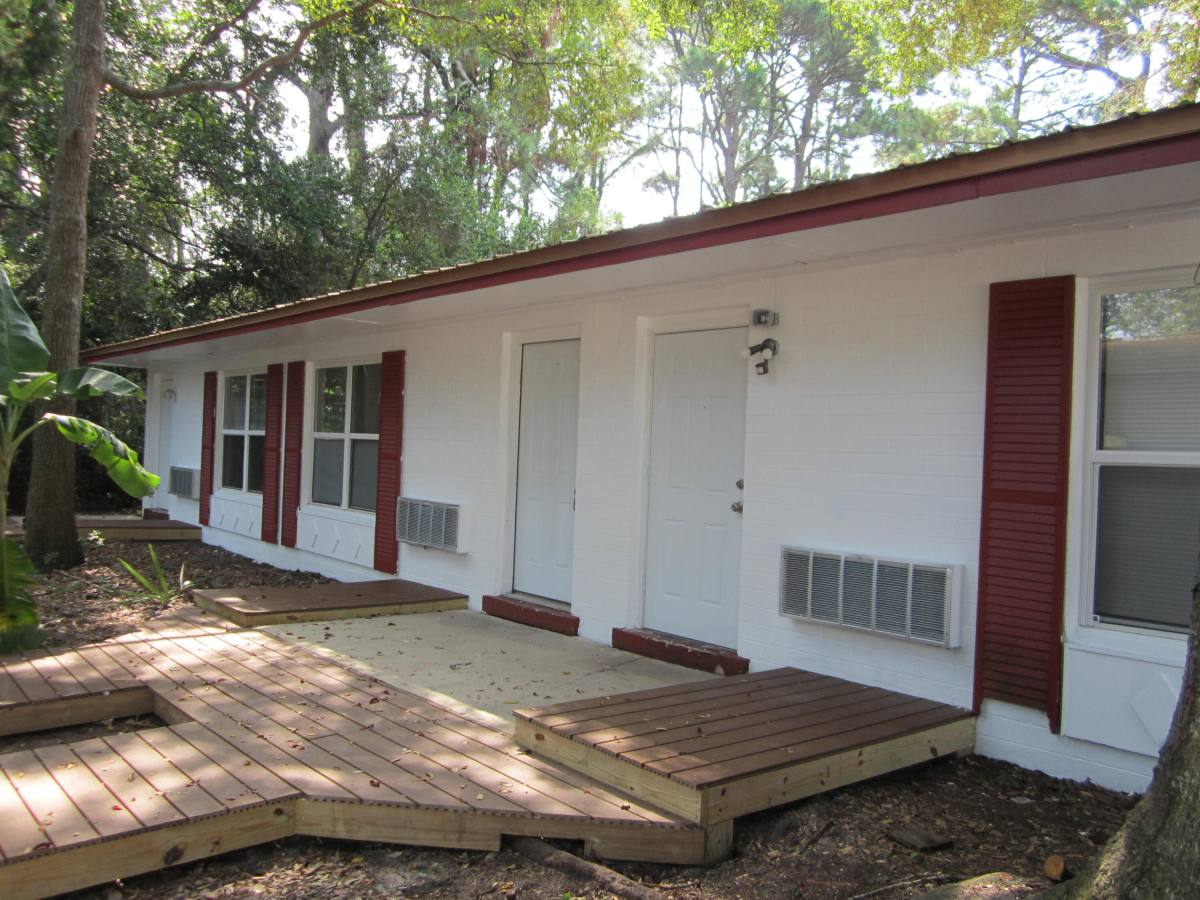 Apartment for rent at 109 Chicago Ave SE #109-1, Fort Walton Beach, FL 32548
