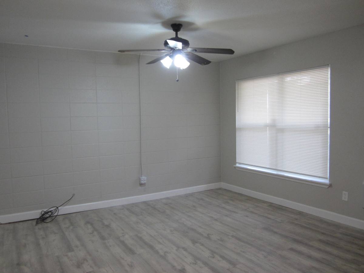 Apartment for rent at 109 Chicago Ave SE #109-1, Fort Walton Beach, FL 32548