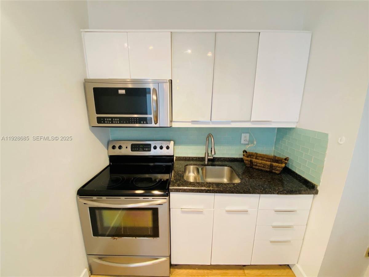 Apartment for rent at 6881 Bay Dr #11, Miami Beach, FL 33141