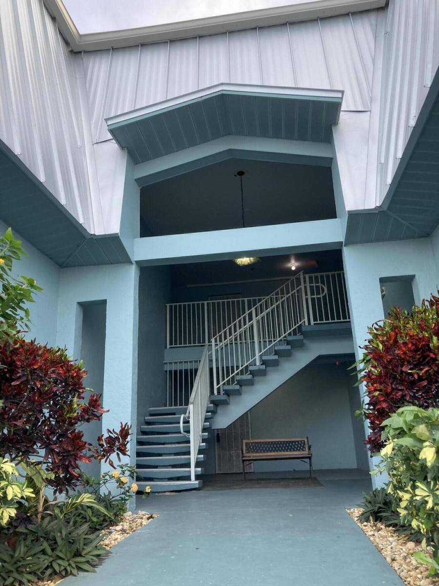Condo for rent at 950 S Kanner Highway 950e23, Stuart, FL 34994