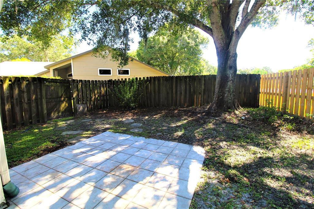Apartment for rent at 4218 St Charles Dr, Sarasota, FL 34243