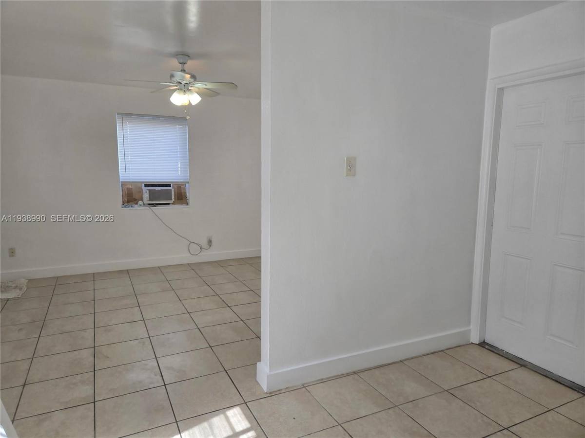 Apartment for rent at 408 NW 8th St #408, Hallandale, FL 33009