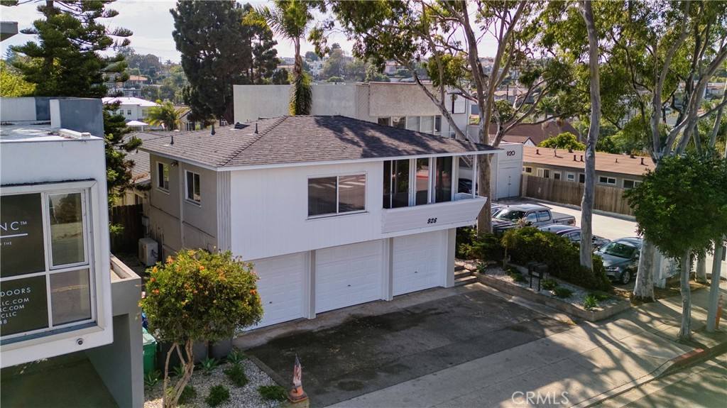 Townhouse for rent at 926 Manhattan Beach Blvd #926A, Manhattan Beach, CA 90266