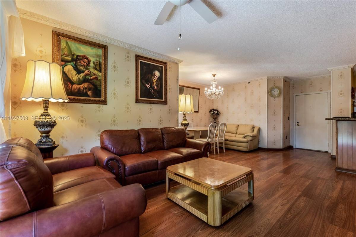 Apartment for rent at 19601 E Country Club Dr #7102, Miami, FL 33180