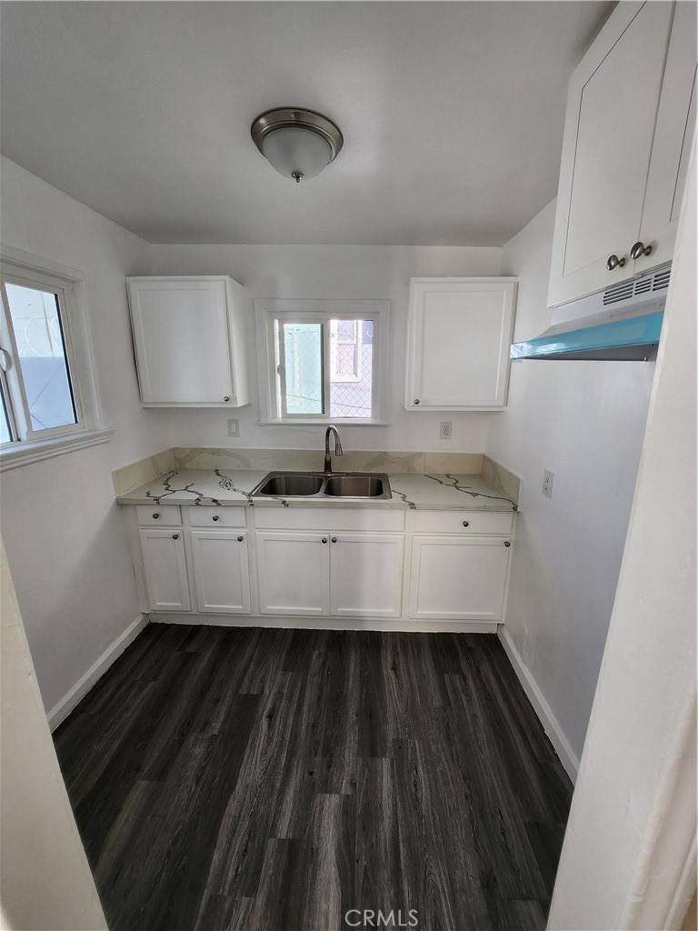 Apartment for rent at 3713 W Imperial Highway 3713-4, Inglewood, CA 90303