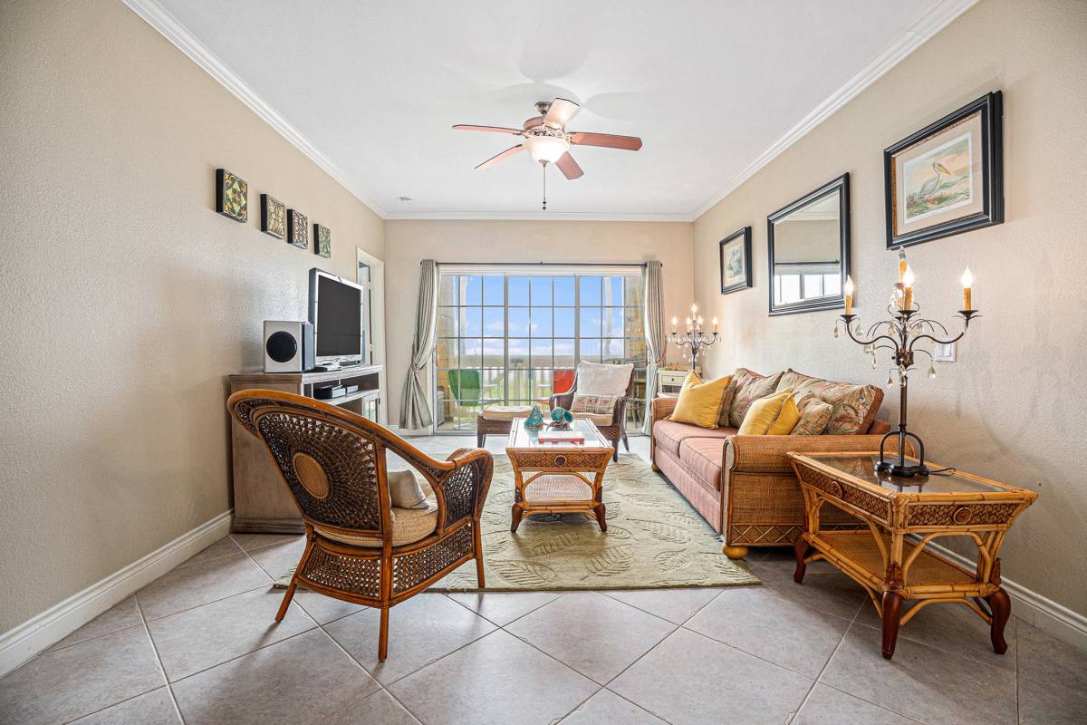 Condo for rent at 7000 Seawall Blvd #1011, Galveston, TX 77551